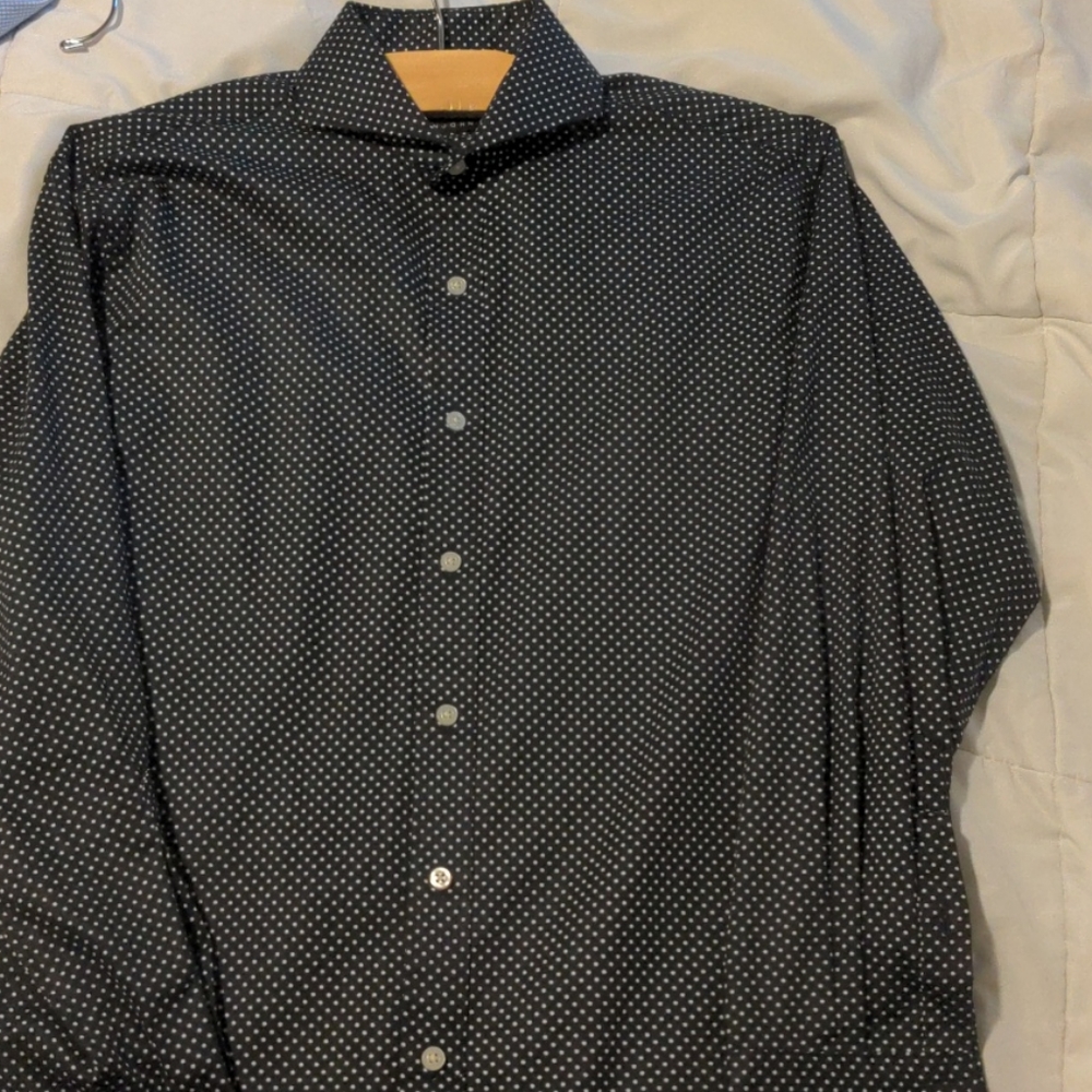 Sean John polka dot cuff link dress shirt